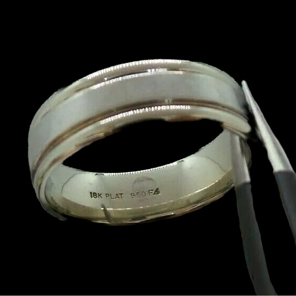 18K WHITE GOLD AND .950 PLATINUM MEN'S BAND RING - Picture 3 of 13